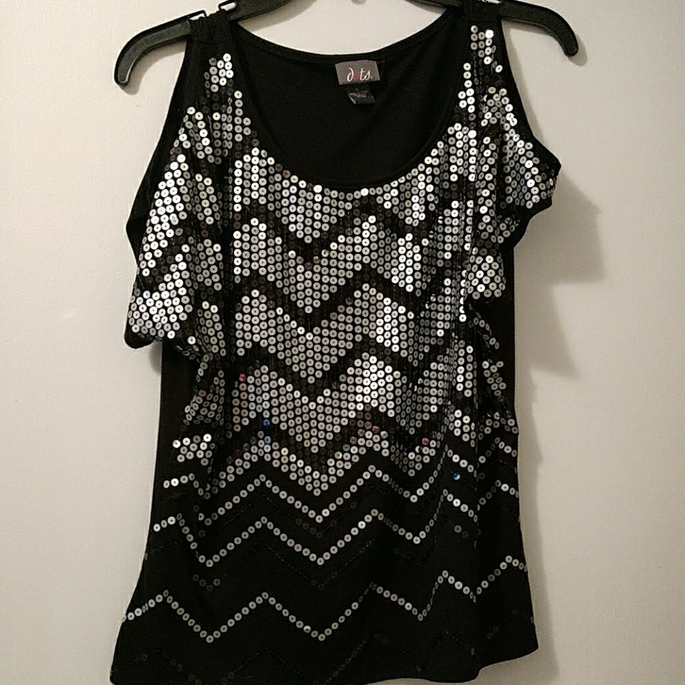 Black with silver cold shoulders shirt, EUC, size